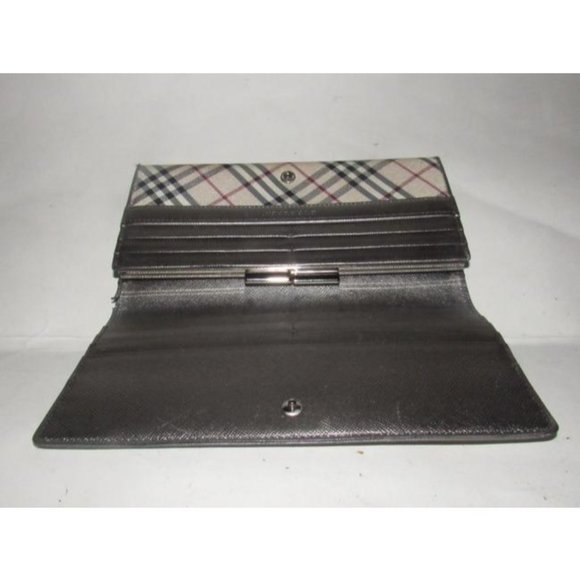 Burberry Nova Check & Pewter Leather XL Wallet - Picture 2 of 12